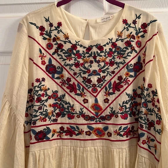 Umgee Top Size 1X - Picture 4 of 8
